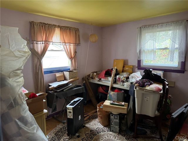 8032 Thompson Road, Cicero, NY 13039