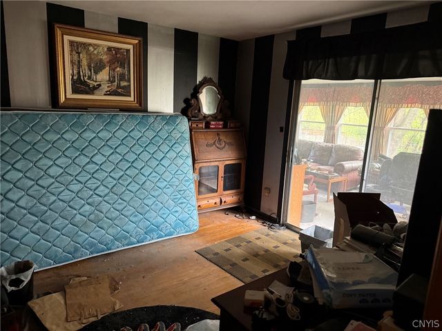 8032 Thompson Road, Cicero, NY 13039