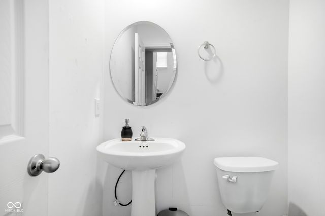 10317 Caprock Canyon Drive, Indianapolis, IN 46229