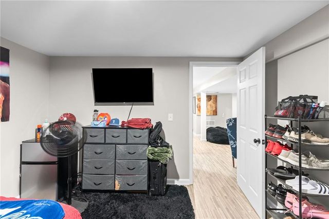 205 E Dauxville Drive, Richmond, MO 64085