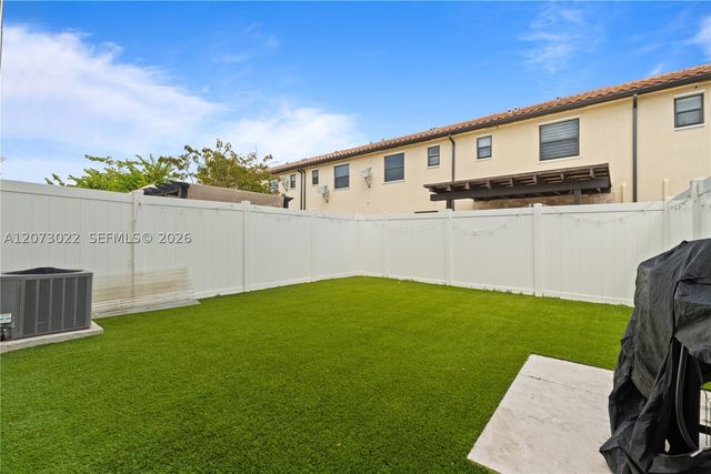 8881 W 35th Ln, Hialeah, FL 33018