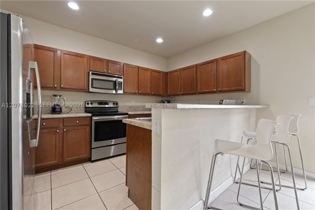 8881 W 35th Ln, Hialeah, FL 33018