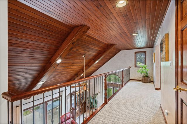 1227 S Highland Avenue, Arlington Heights, IL 60005