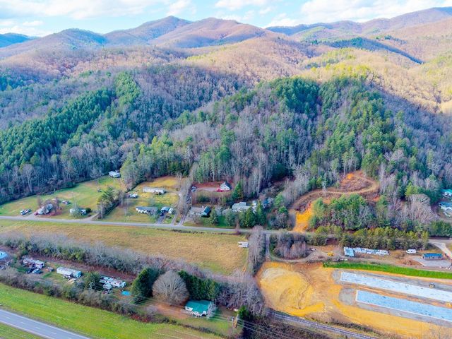 251 Maltby Road, Marble, NC 28905