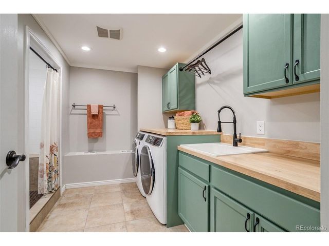 787 Olive St, Denver, CO 80220