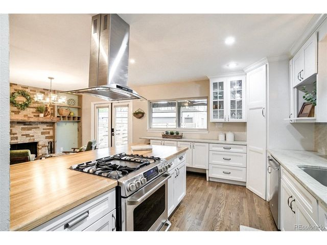 787 Olive St, Denver, CO 80220