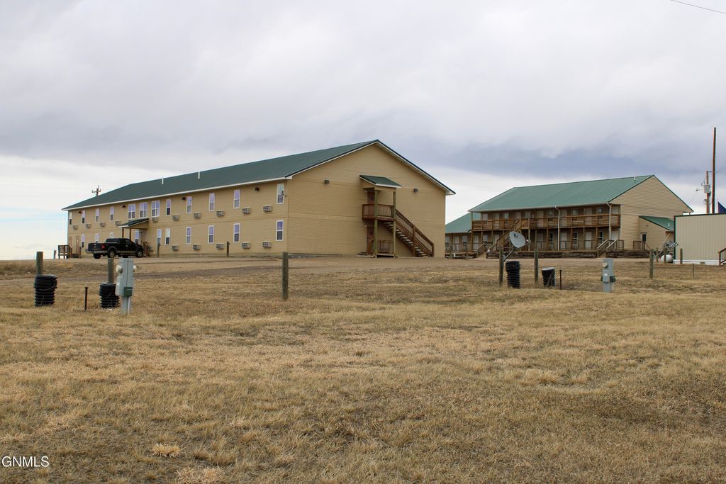 14080 U.S. 85, Alexander, ND 58831