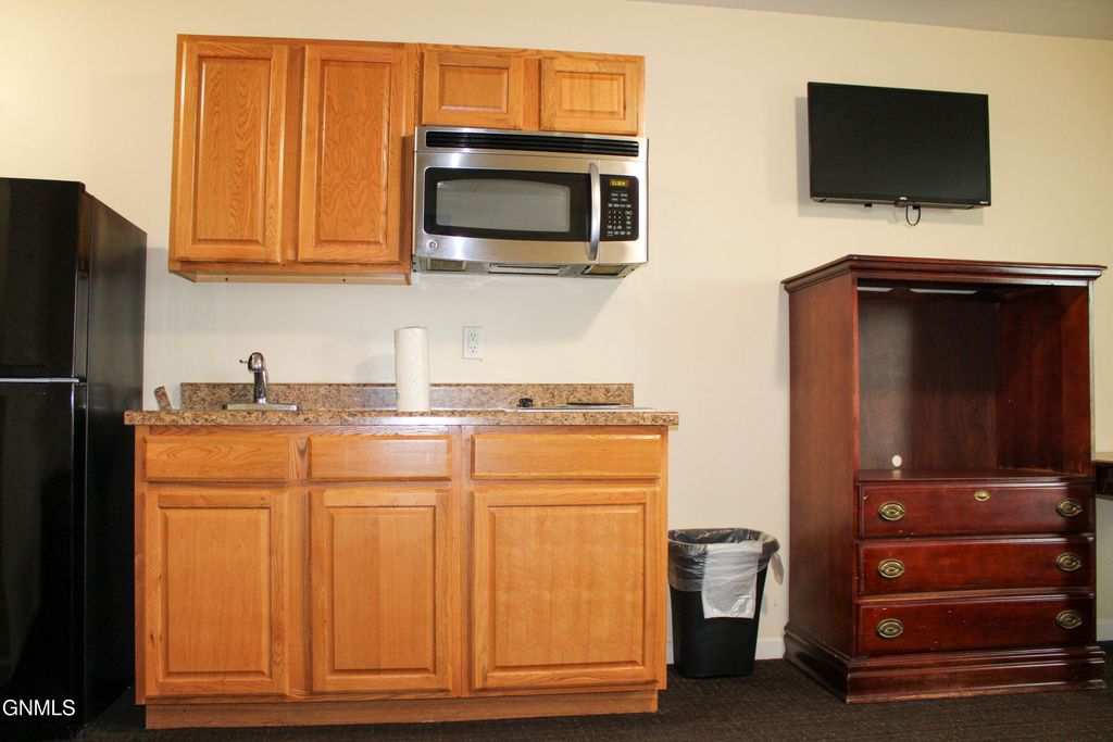 14080 U.S. 85, Alexander, ND 58831 photo 10