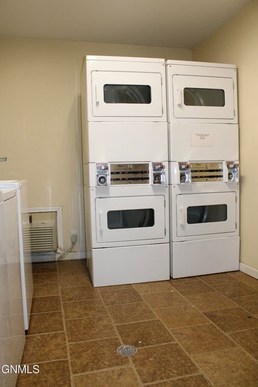 14080 U.S. 85, Alexander, ND 58831 photo 18