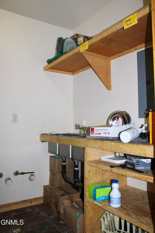 14080 U.S. 85, Alexander, ND 58831 photo 23