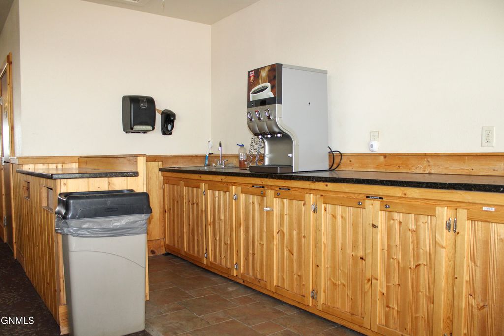 14080 U.S. 85, Alexander, ND 58831 photo 31