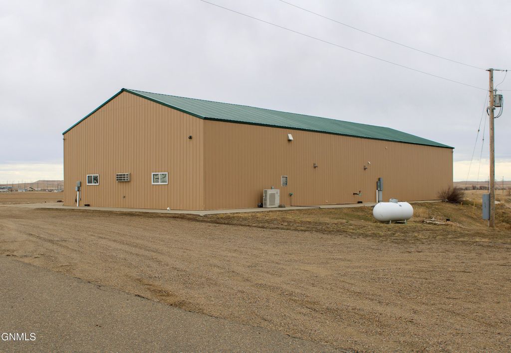 14080 U.S. 85, Alexander, ND 58831 photo 55