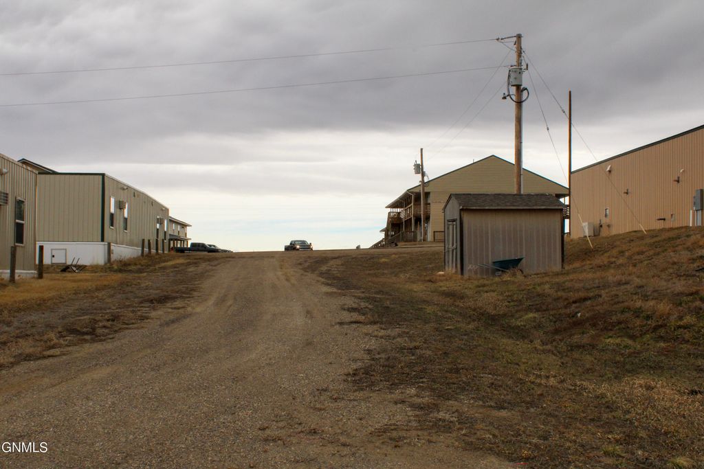 14080 U.S. 85, Alexander, ND 58831 photo 67