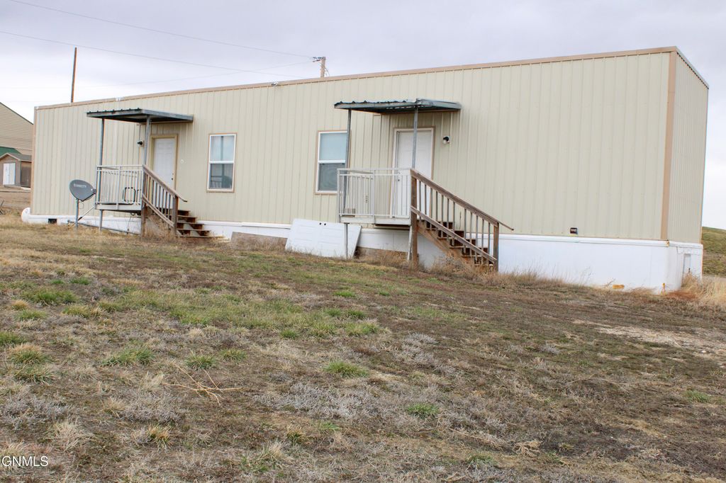 14080 U.S. 85, Alexander, ND 58831 photo 68