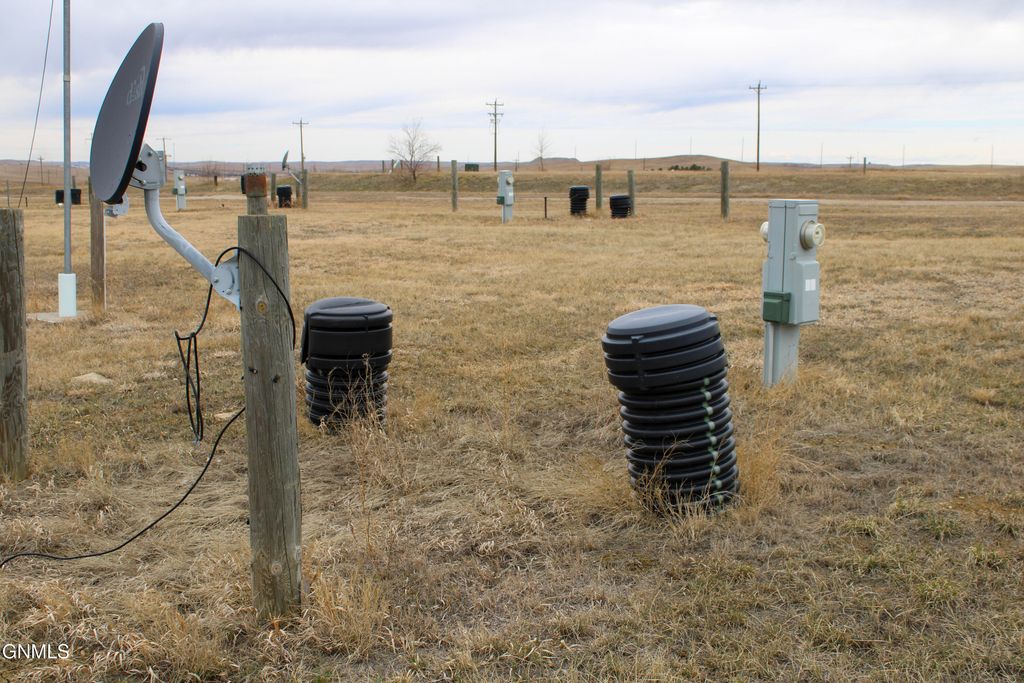 14080 U.S. 85, Alexander, ND 58831 photo 77