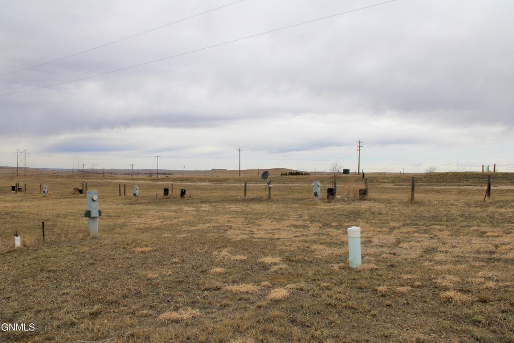 14080 U.S. 85, Alexander, ND 58831 photo 78