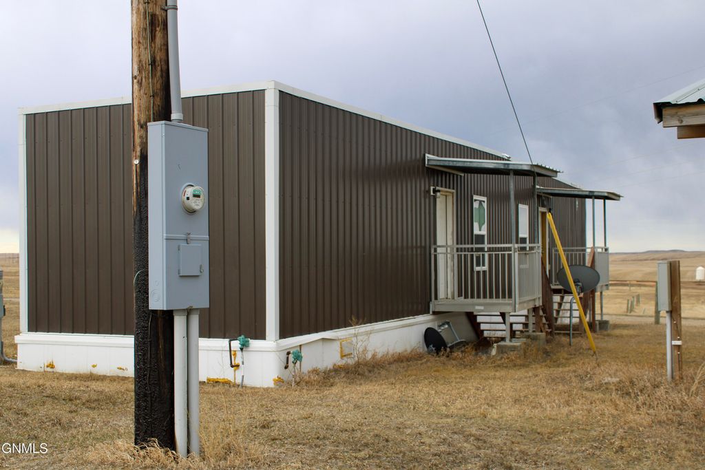 14080 U.S. 85, Alexander, ND 58831 photo 83