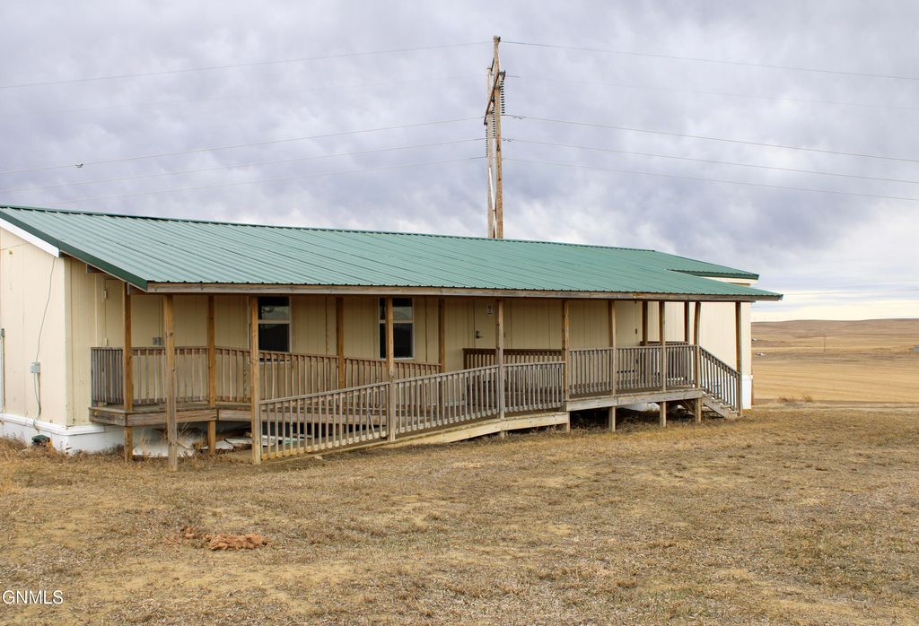 14080 U.S. 85, Alexander, ND 58831 photo 84