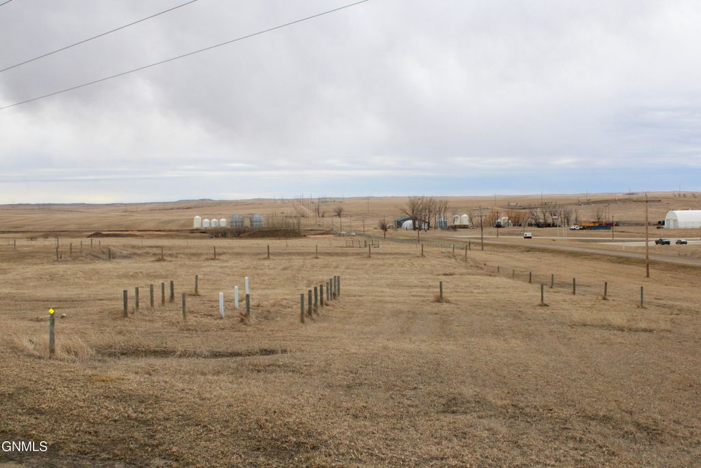 14080 U.S. 85, Alexander, ND 58831 photo 93