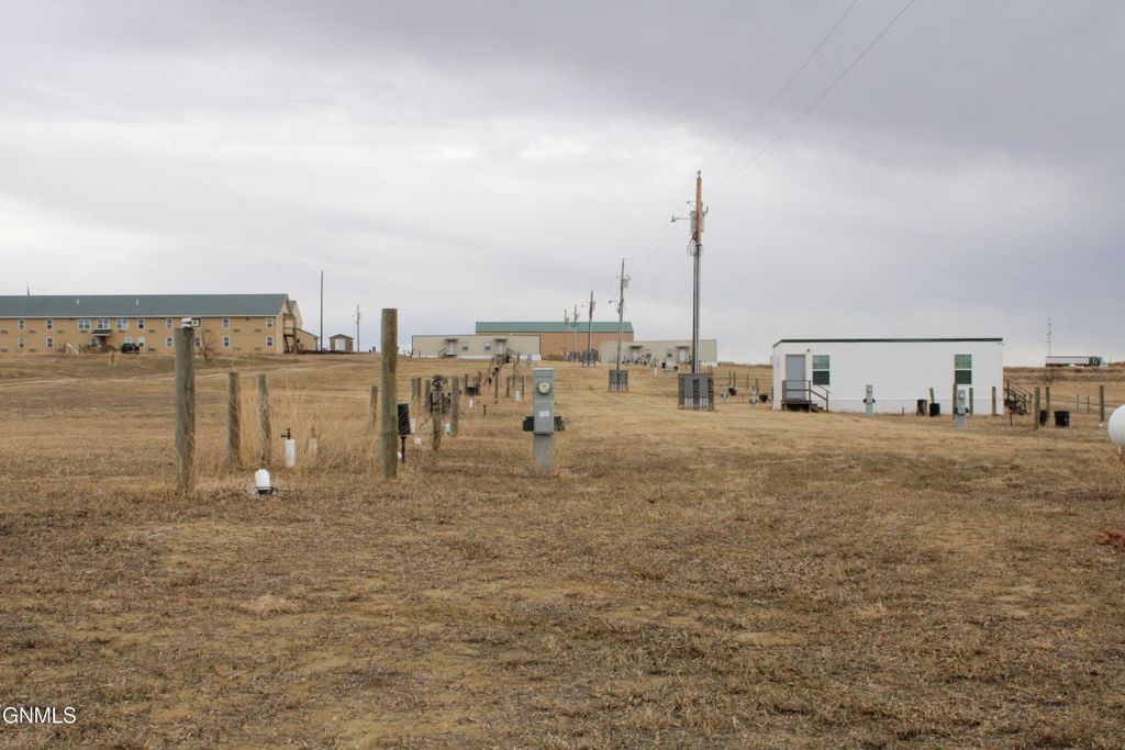 14080 U.S. 85, Alexander, ND 58831 photo 96