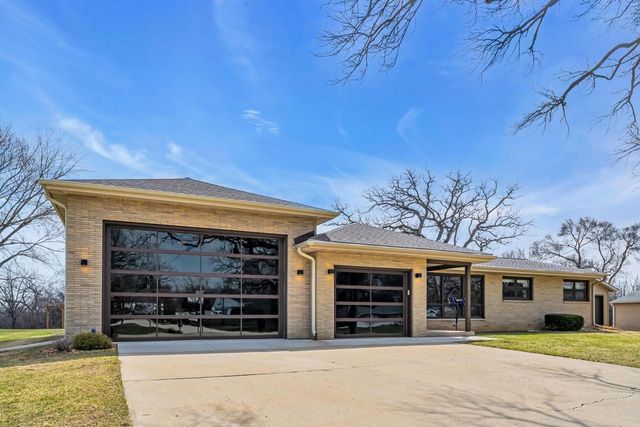 444 N Sherman STREET, Eagle, WI 53119