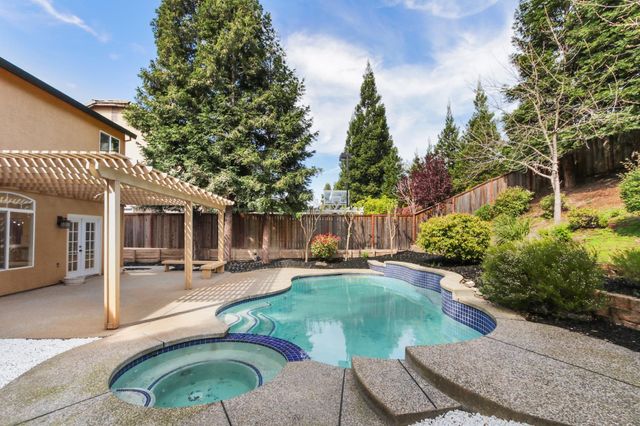 5400 Spencer Ln, Granite Bay, CA 95746