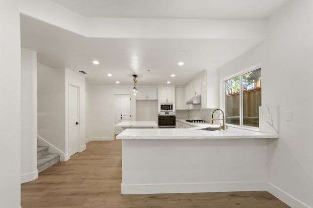 5400 Spencer Ln, Granite Bay, CA 95746