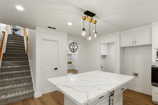 5400 Spencer Ln, Granite Bay, CA 95746