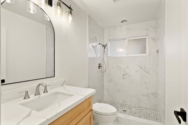 5400 Spencer Ln, Granite Bay, CA 95746