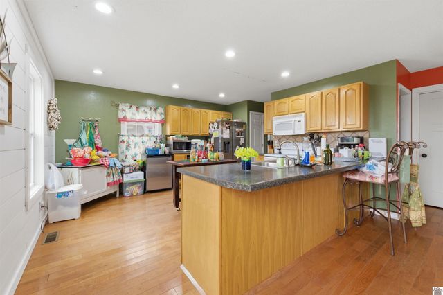 425 Grant Lane, Mayfield, KY 42066