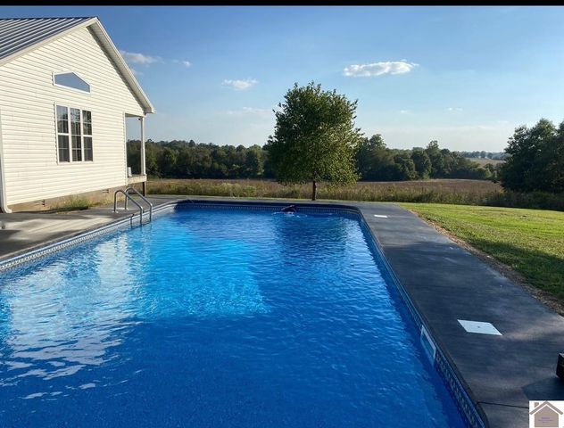 425 Grant Lane, Mayfield, KY 42066