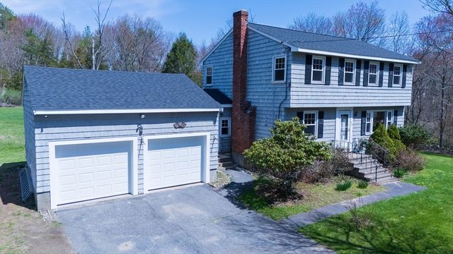 50 Milford St, Medway, MA 02053