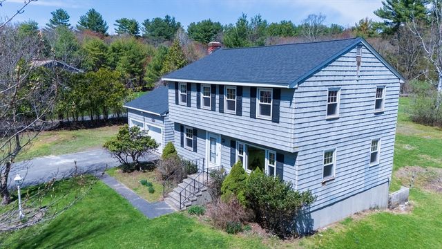 50 Milford St, Medway, MA 02053
