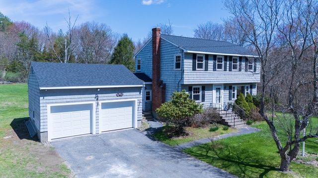 50 Milford St, Medway, MA 02053