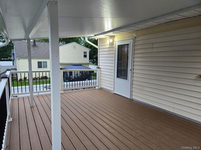 38 Sage Street, Central Islip, NY 11722