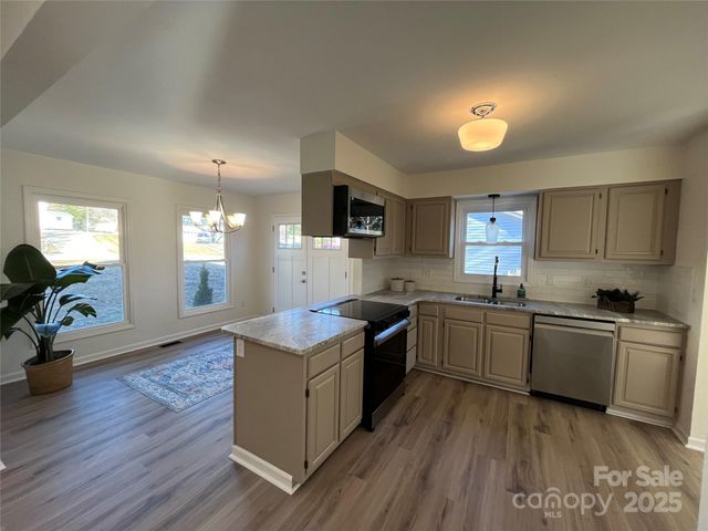 119 Brandon Lane, Trinity, NC 27370