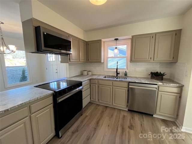 119 Brandon Lane, Trinity, NC 27370