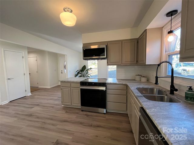 119 Brandon Lane, Trinity, NC 27370