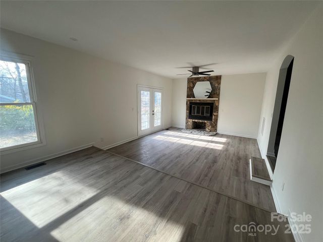 119 Brandon Lane, Trinity, NC 27370