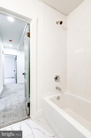 711 MAIN ST, Lykens, PA 17048