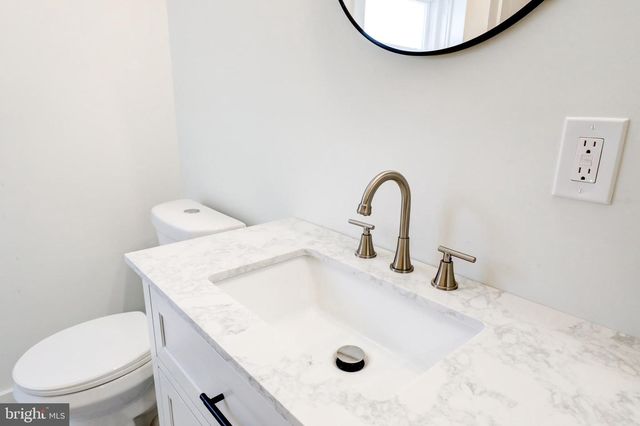 711 MAIN ST, Lykens, PA 17048