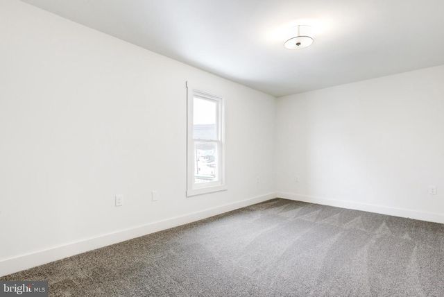 711 MAIN ST, Lykens, PA 17048