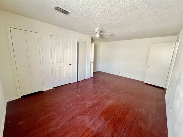 411 E Pine Ave, Midland, TX 79705