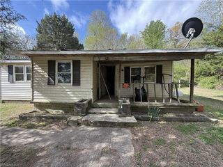 682 Gwynns Chapel Road, Pelham, NC 27311