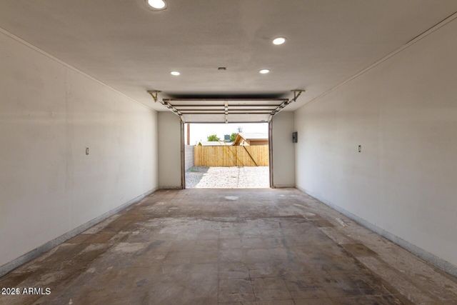 1423 W 6TH Street, Tempe, AZ 85281