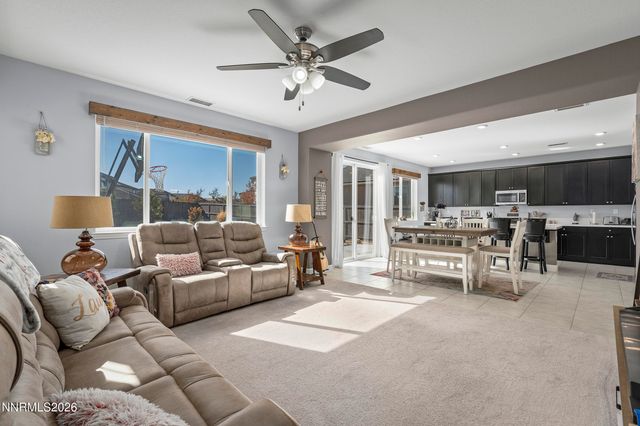 2149 Neuer Drive, Sparks, NV 89436