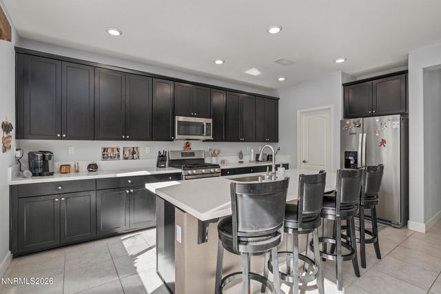 2149 Neuer Drive, Sparks, NV 89436