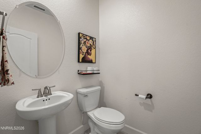 2149 Neuer Drive, Sparks, NV 89436