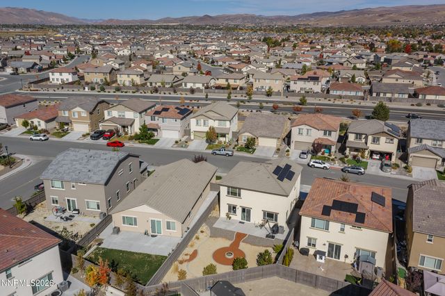 2149 Neuer Drive, Sparks, NV 89436