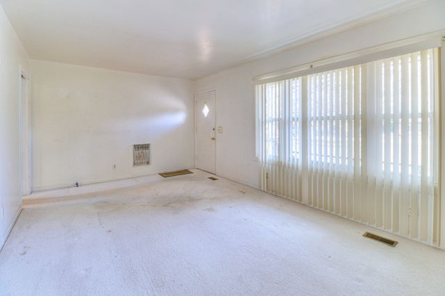 1409 Royal Trl, Manchester, TN 37355